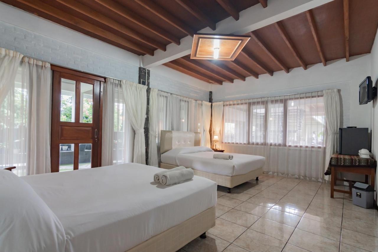 Samakta Guest House Lembang Buitenkant foto