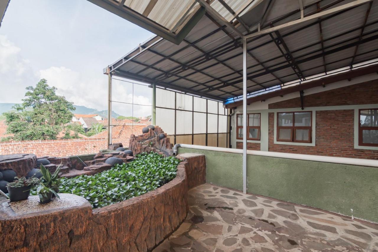 Samakta Guest House Lembang Buitenkant foto